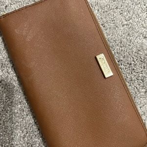 Brown Kate spade zip wallet